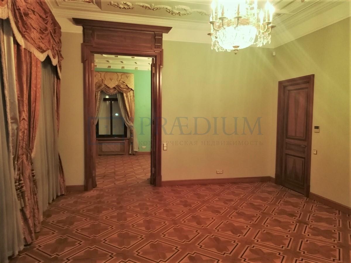 Продам офис в Москве, д 24