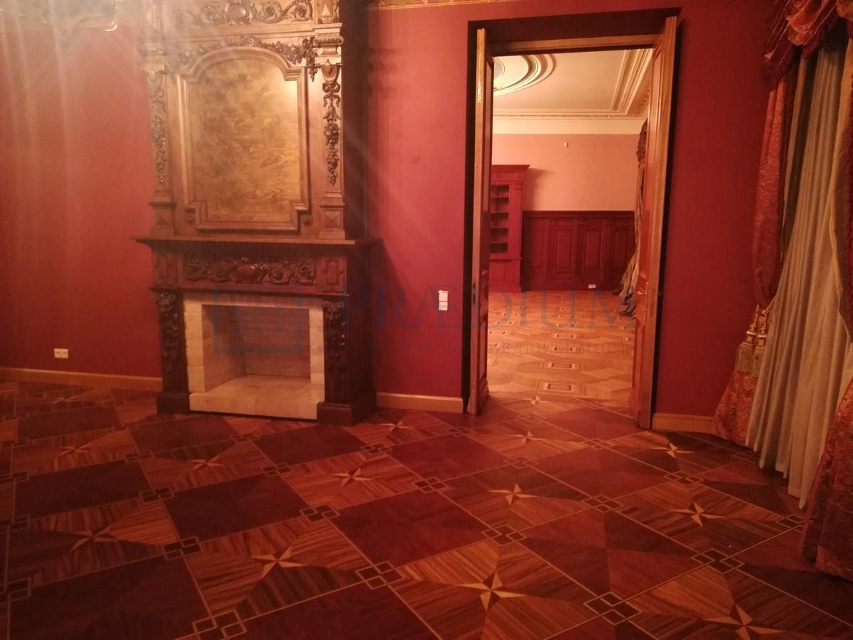 Продам офис в Москве, д 24