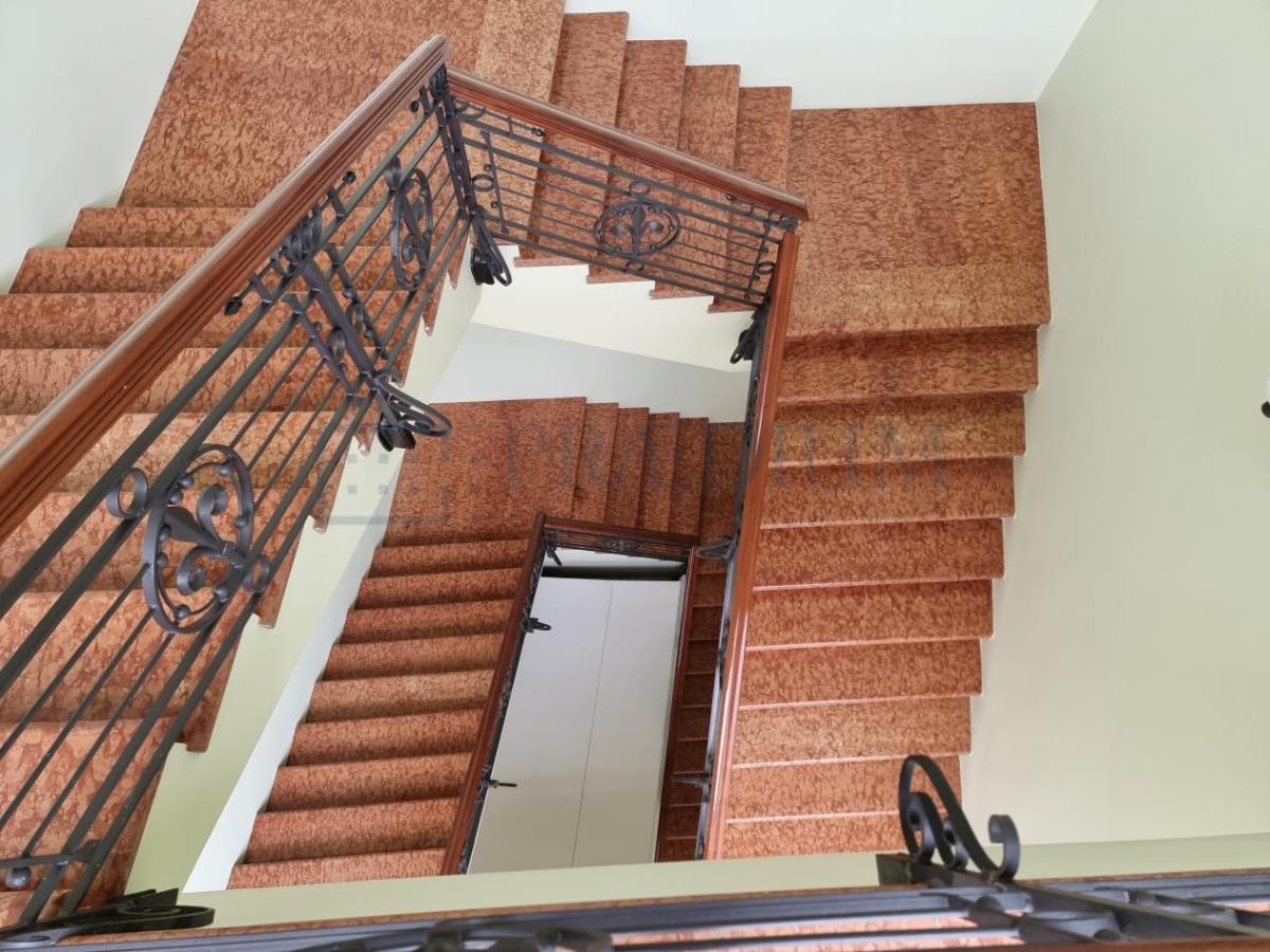 Сдается склад в Москве, д 10