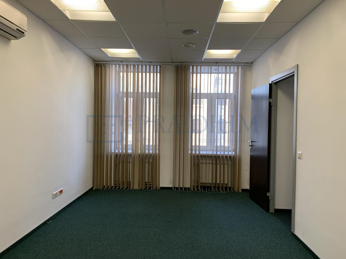 Продам офис в Москве, д 20 к 2