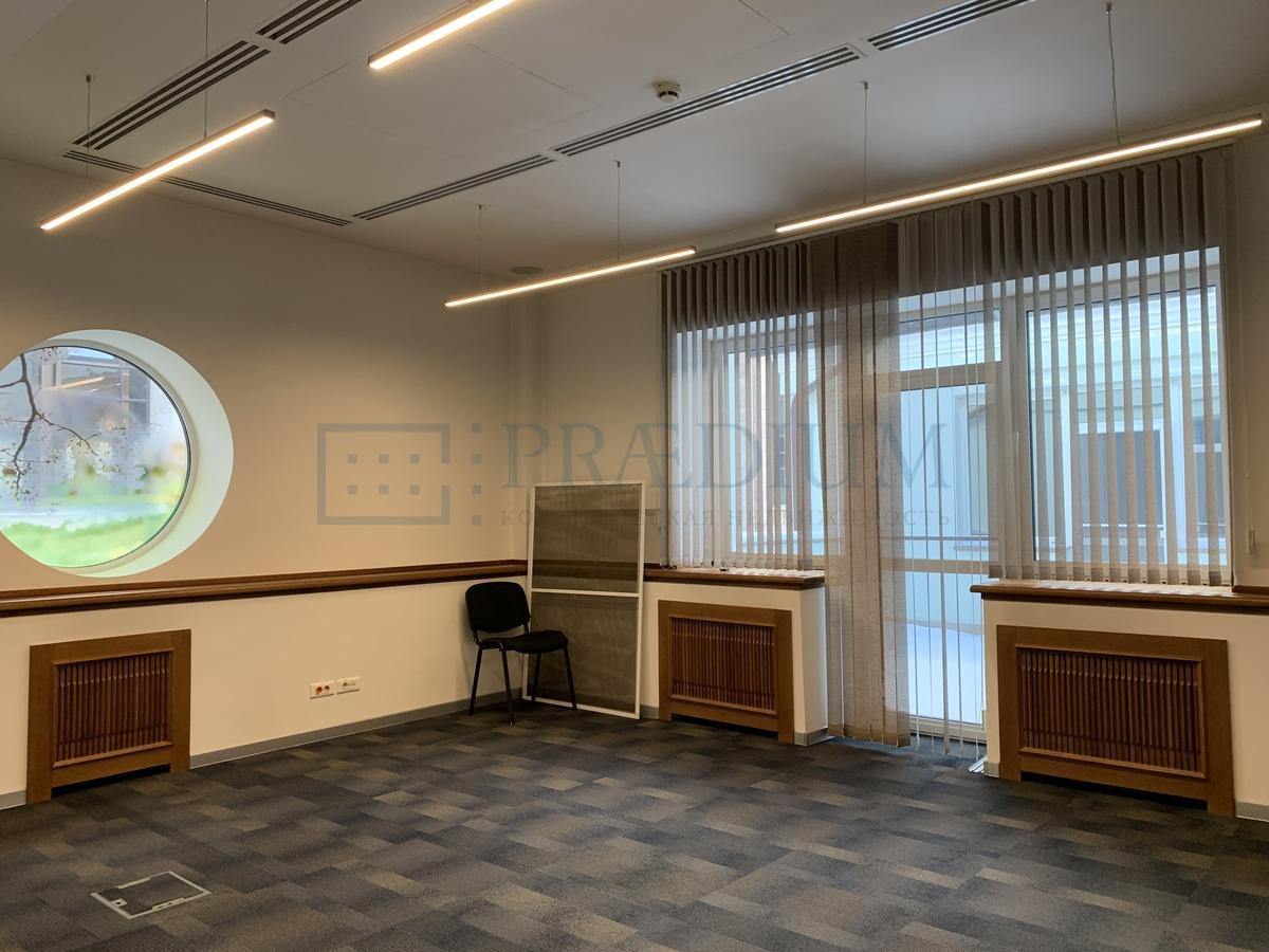 Продам офис в Москве, д 20 к 2