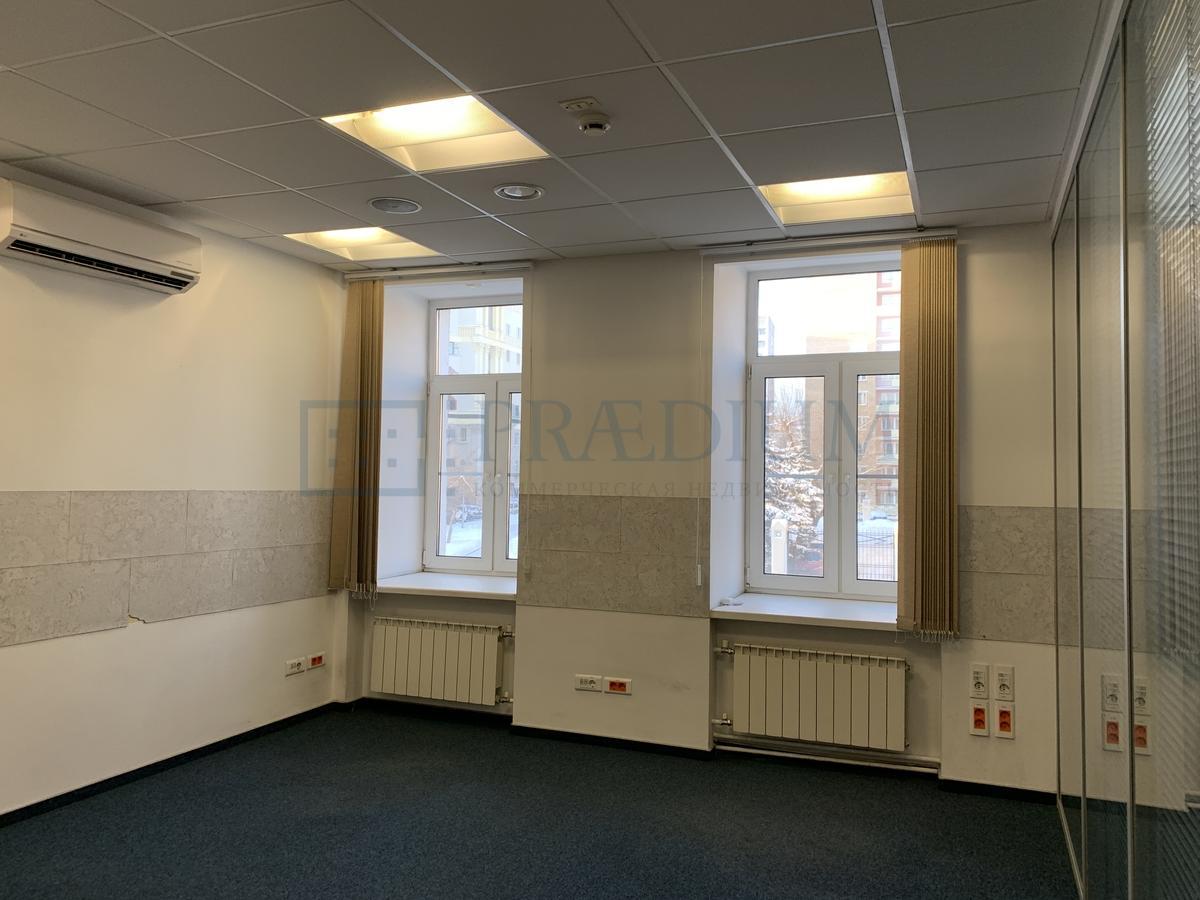 Продам офис в Москве, д 20 к 2
