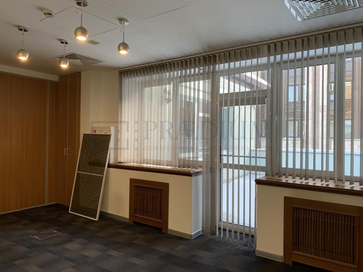 Продам офис в Москве, д 20 к 2