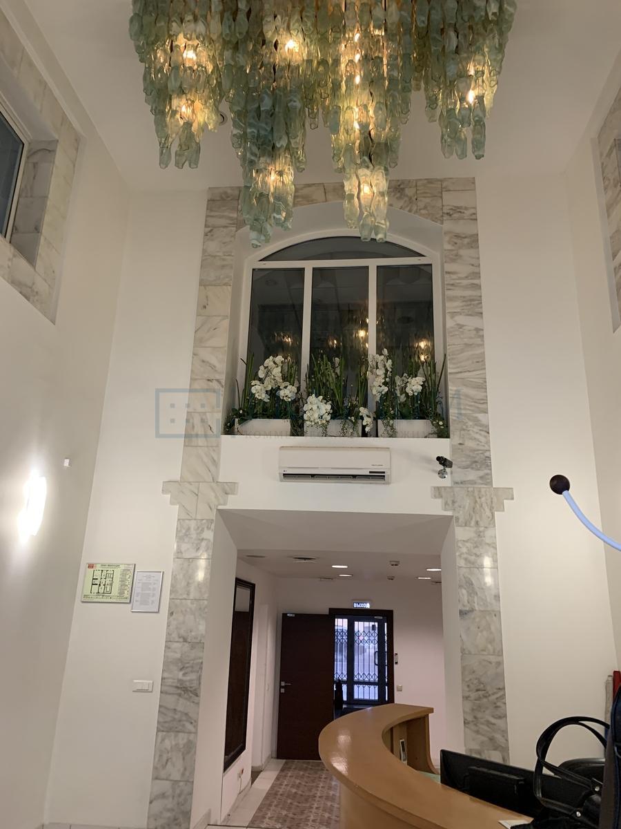 Продам офис в Москве, д 20 к 2