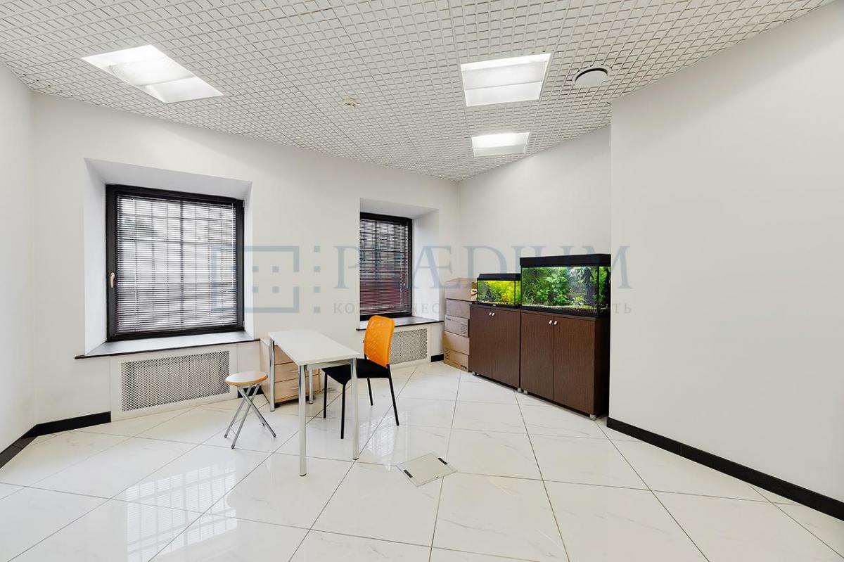 Продам офис в Москве, д 2/10 стр 1