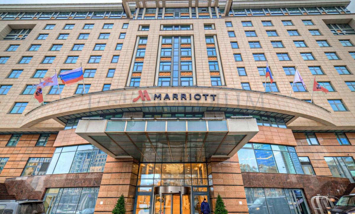 Продам торговое помещение в Москве, д 32