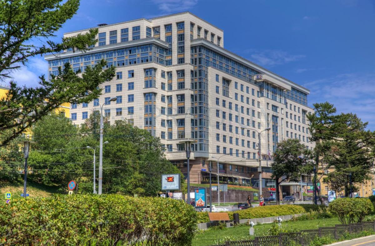 Продам торговое помещение в Москве, д 32