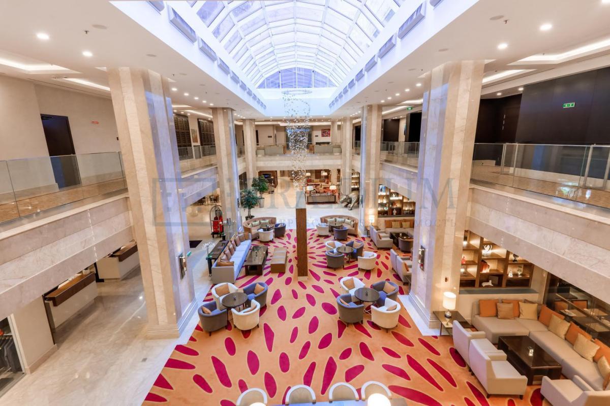 Продам торговое помещение в Москве, д 32