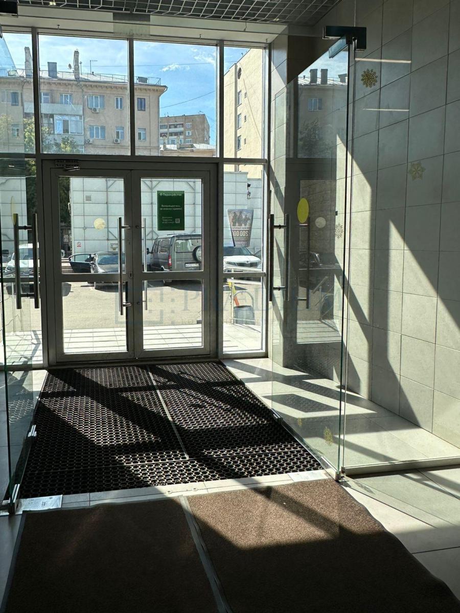 Сдается торговое помещение в Москве, д 25 стр 1