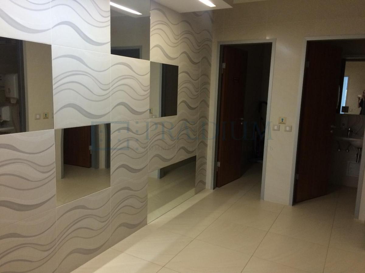 Сдается торговое помещение в Москве, д 72 к 4