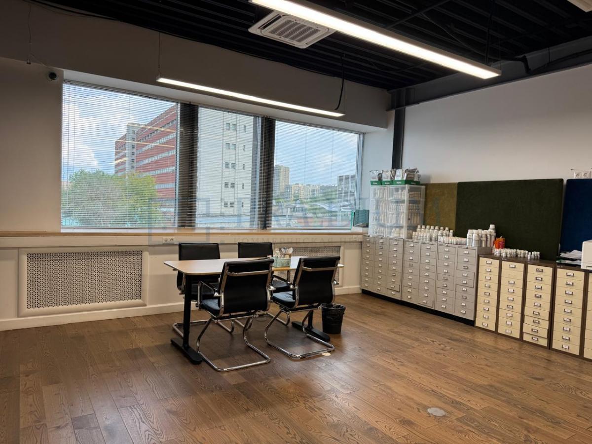 Продам офис в Москве, д 17