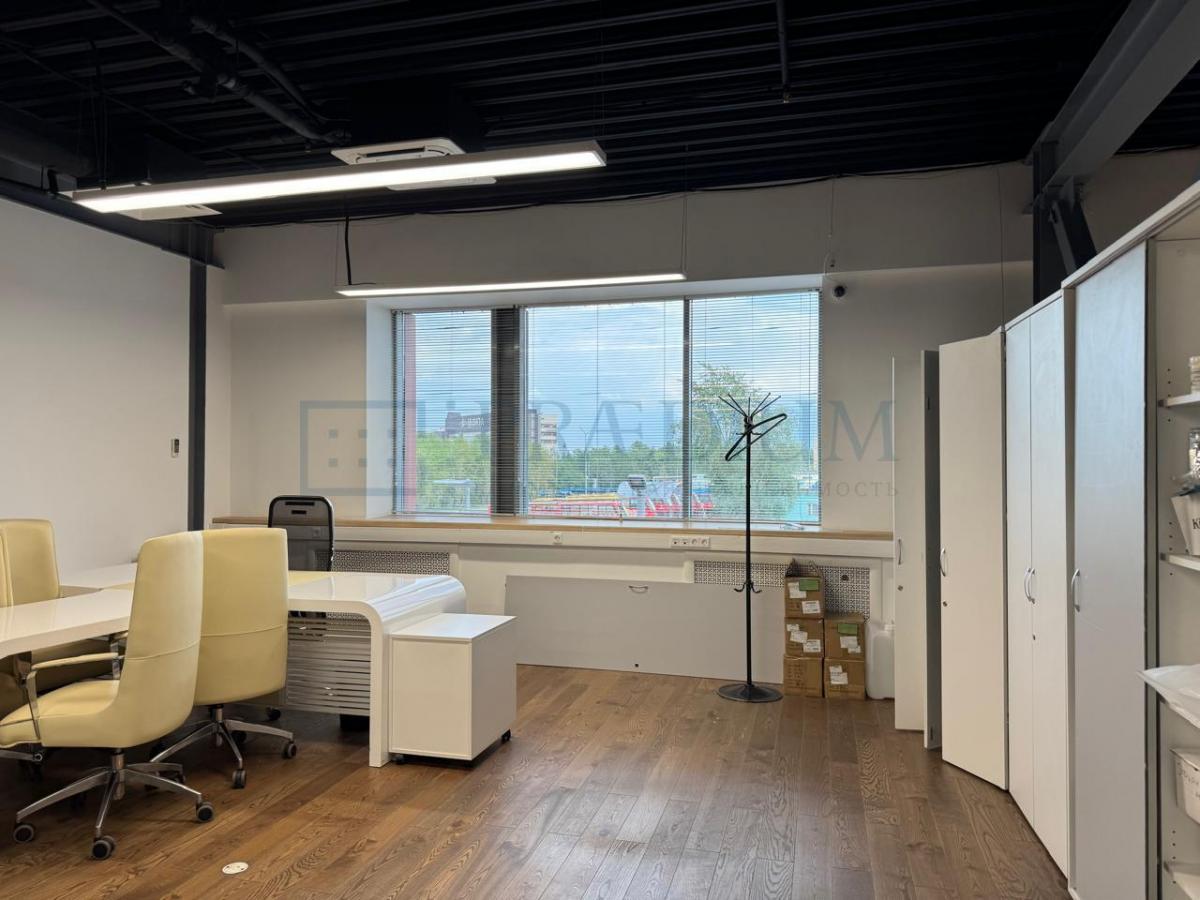 Продам офис в Москве, д 17