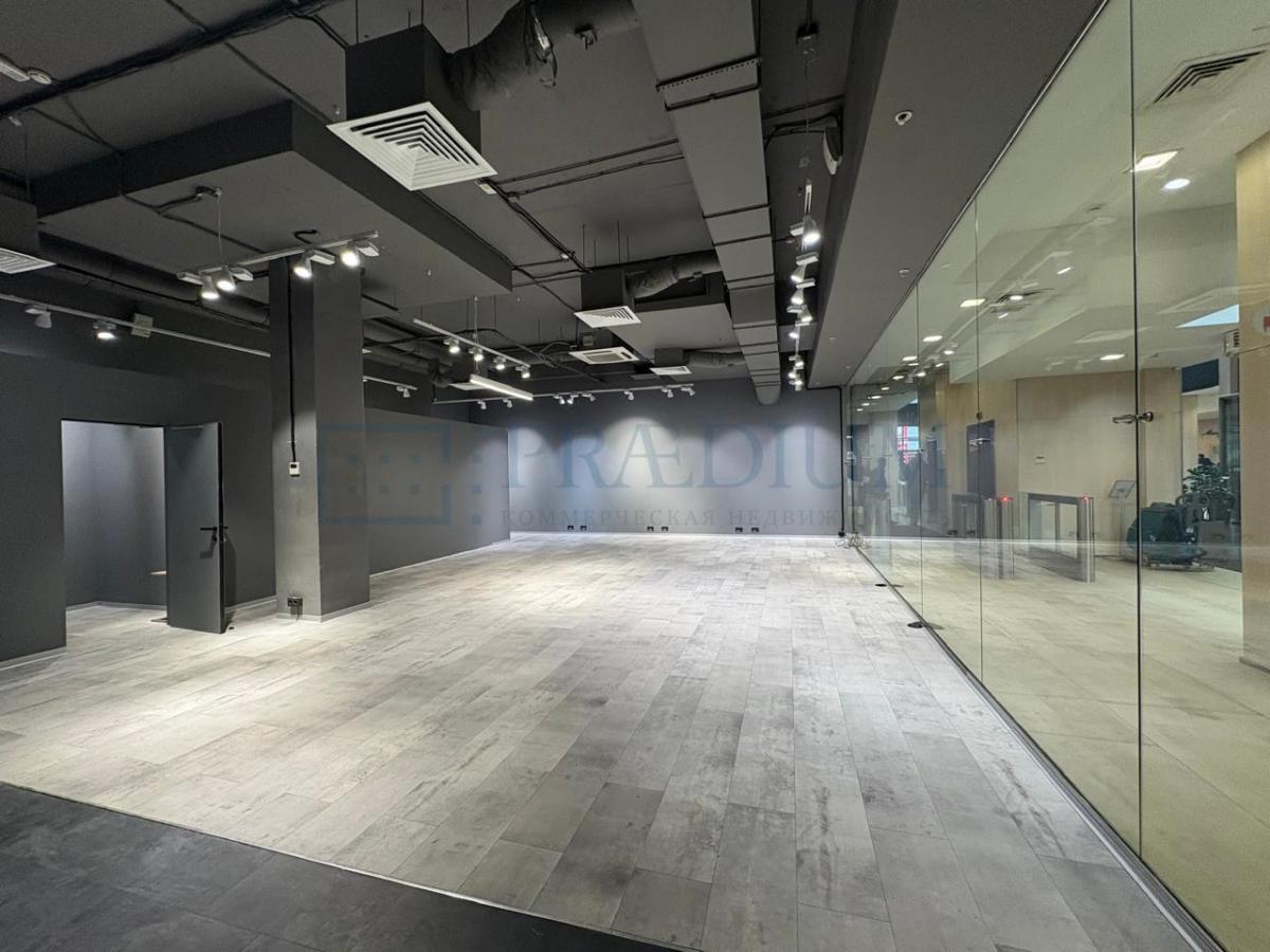 Сдается торговое помещение в Москве, д 16 стр 5