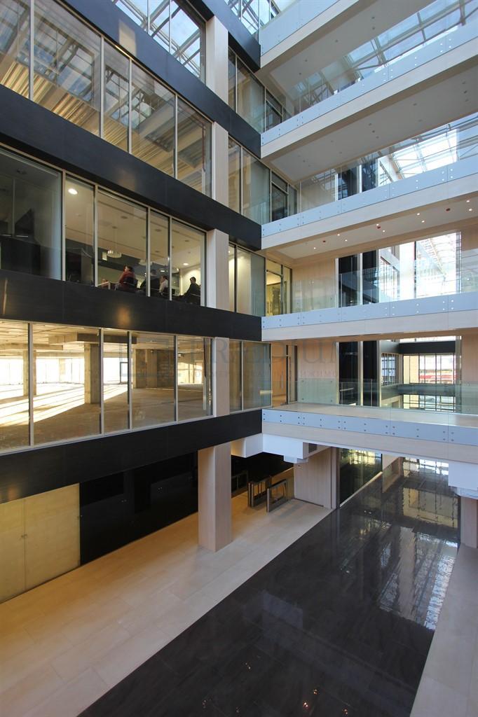 Сдается торговое помещение в Москве, д 16 стр 5