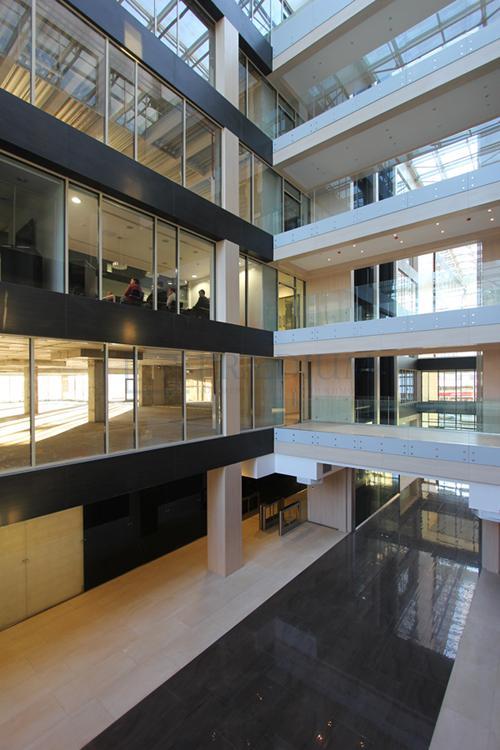 Сдается торговое помещение в Москве, д 16 стр 5