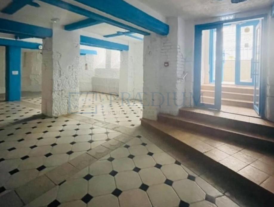 Сдается торговое помещение в Москве, д 5/7 стр 2