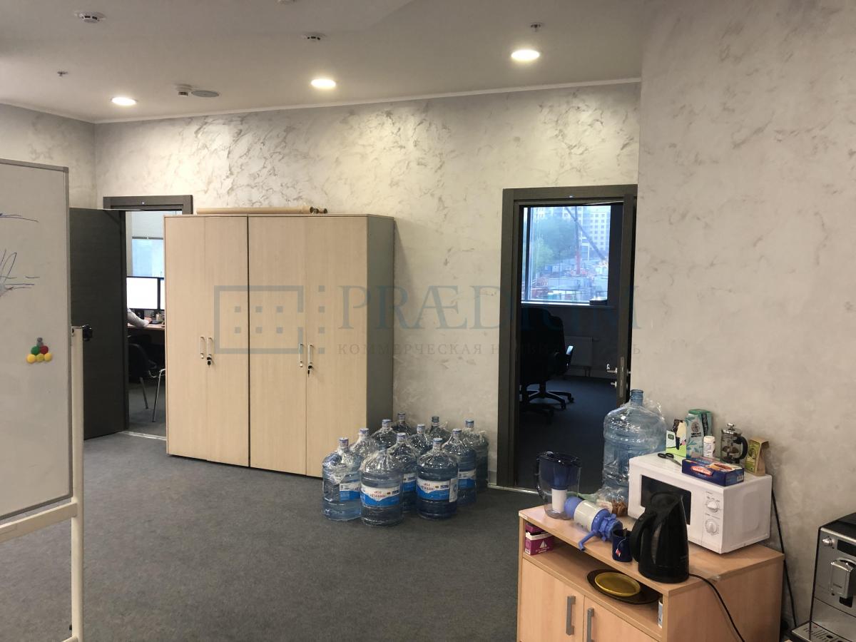 Продам офис в Москве, д 1А