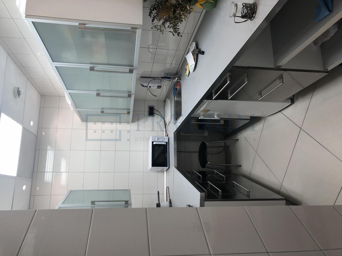 Продам офис в Москве, д 1А