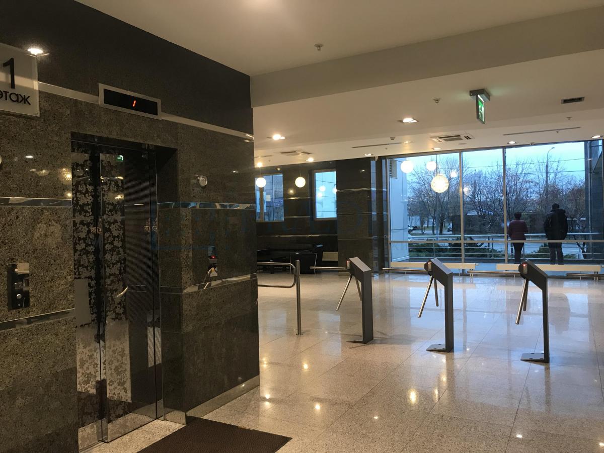 Сдается торговое помещение в Москве, д 8 к 1