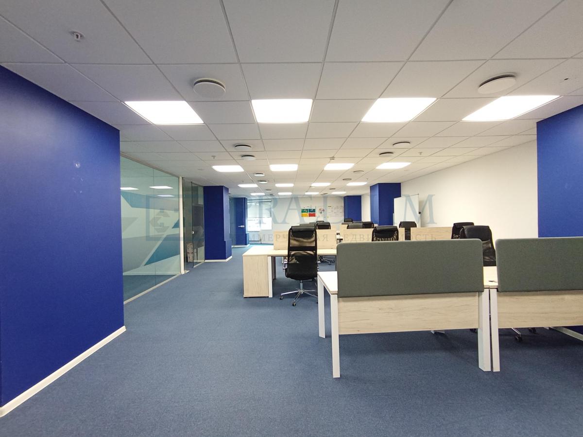 Сдается офис в Москве, д 8