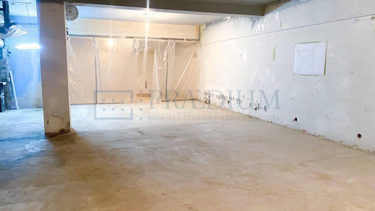 Сдается торговое помещение в Москве, д 40