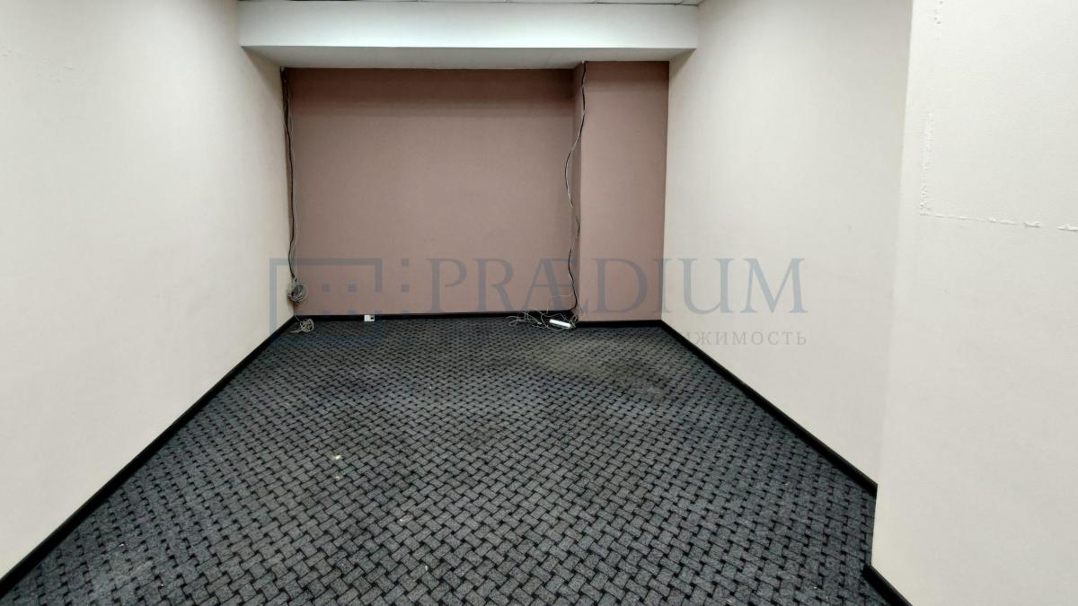 Сдается торговое помещение в Москве, д 40