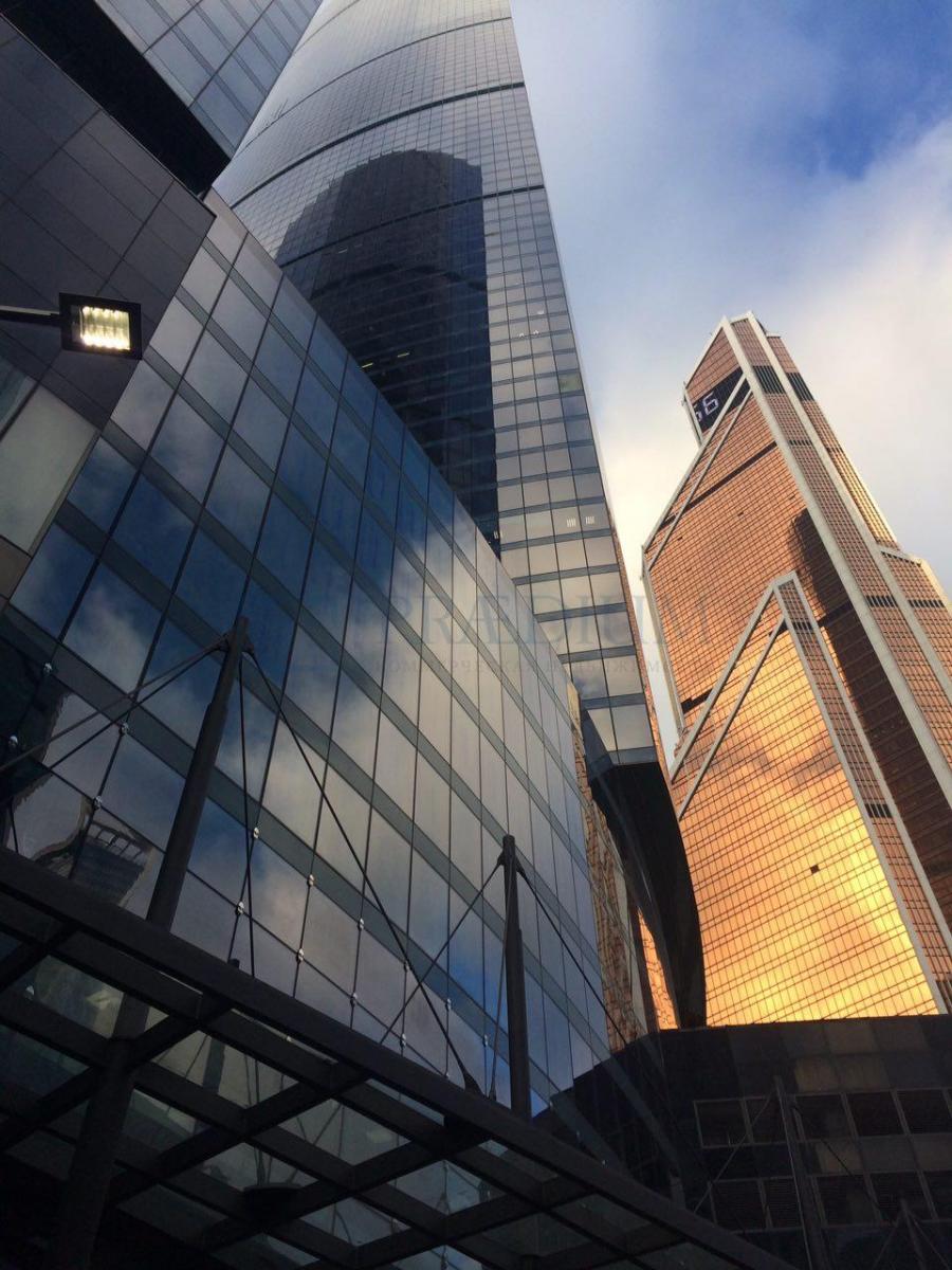 Продам офис в Москве, д 12