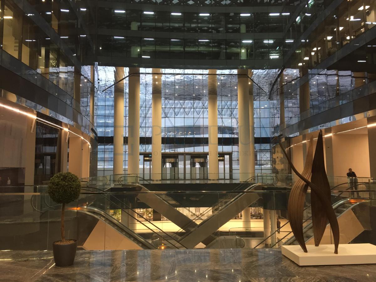 Продам офис в Москве, д 12