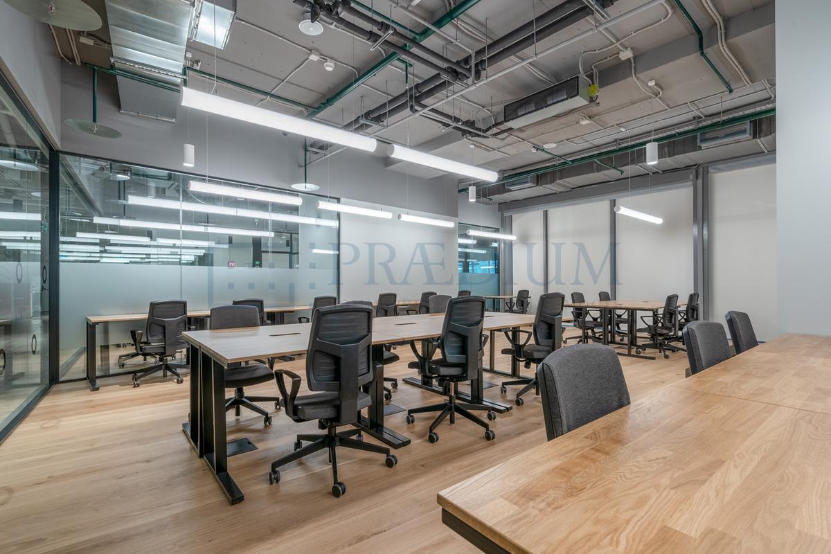 Сдается офис в Москве, д 12