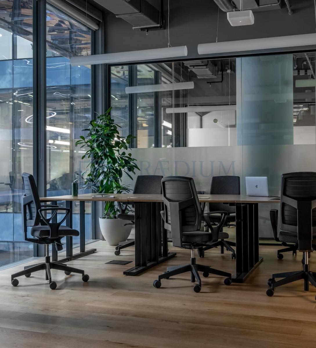 Сдается офис в Москве, д 12