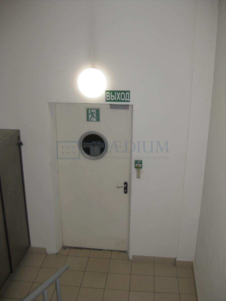 Сдается торговое помещение в Москве, д 14