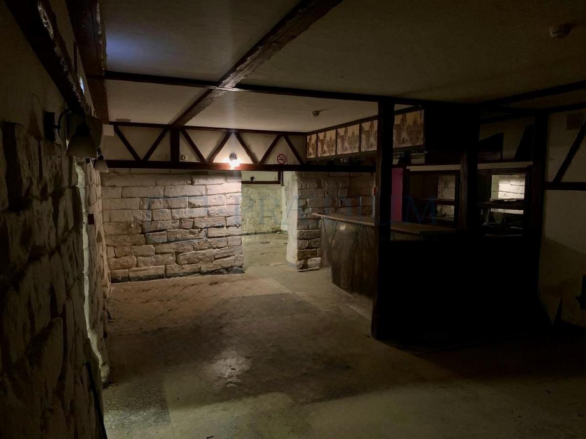 Сдается торговое помещение в Москве, д 1/15 стр 1