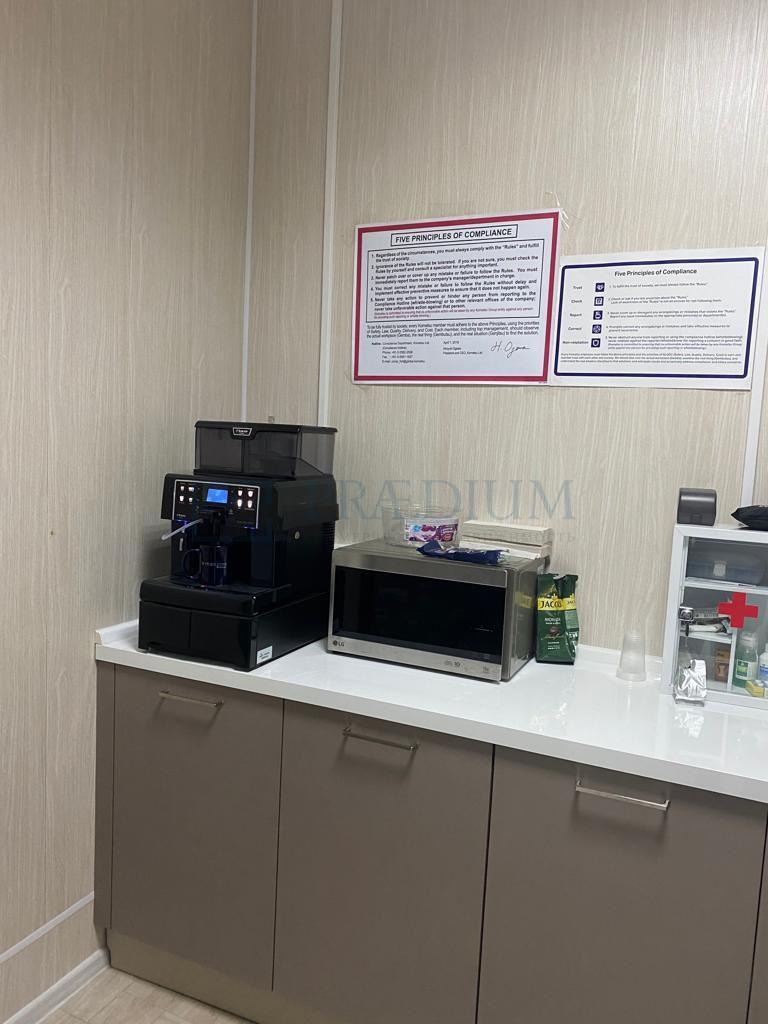 Продам торговое помещение в Москве, д 6А