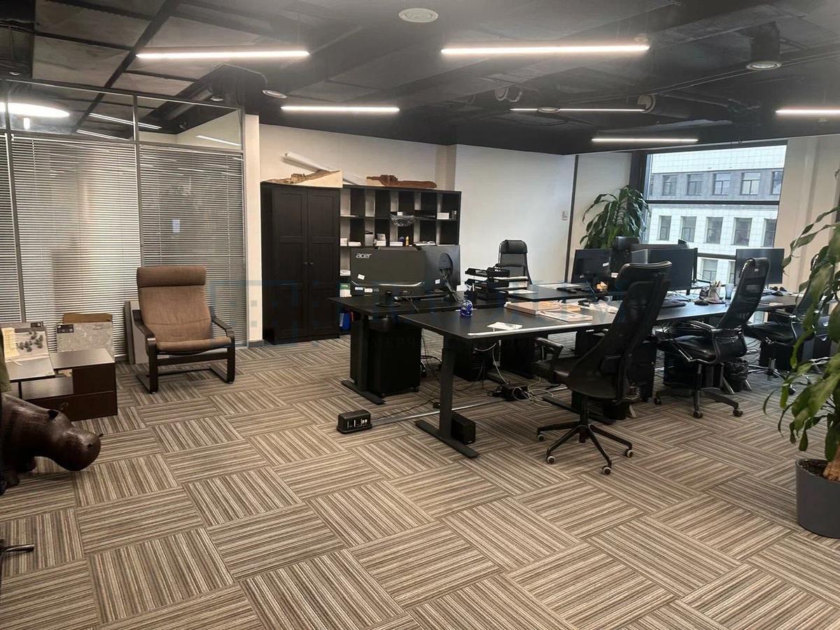 Сдается офис в Москве, д 77