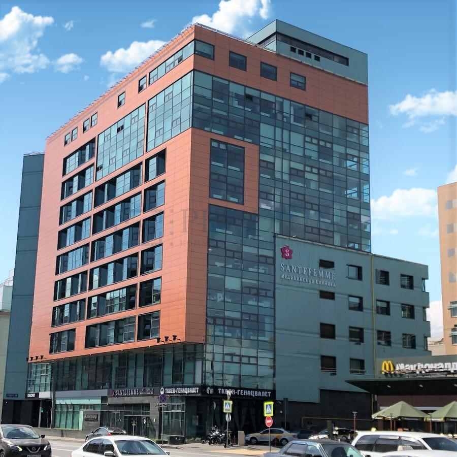 Сдается торговое помещение в Москве, д 77