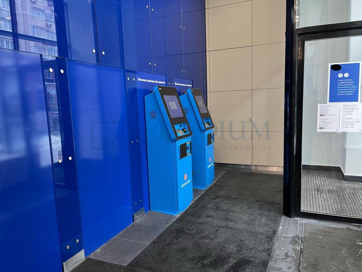 Сдается торговое помещение в Москве, д 13 стр 1