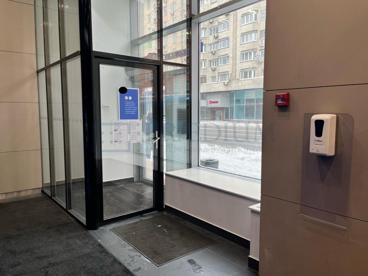 Сдается торговое помещение в Москве, д 13 стр 1