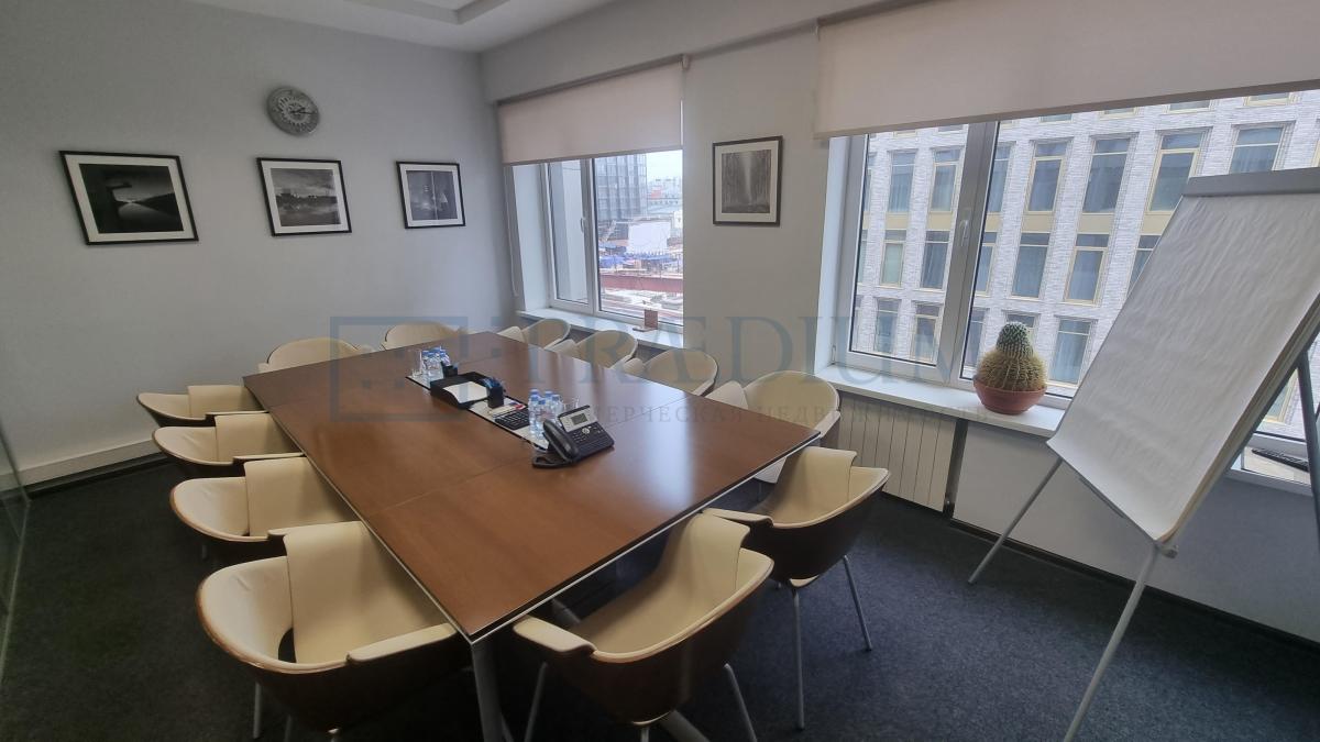 Сдается торговое помещение в Москве, д 16