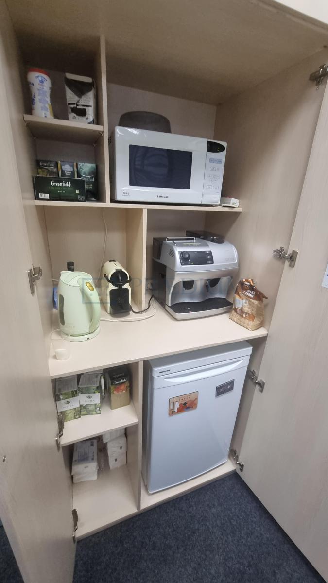 Сдается торговое помещение в Москве, д 16