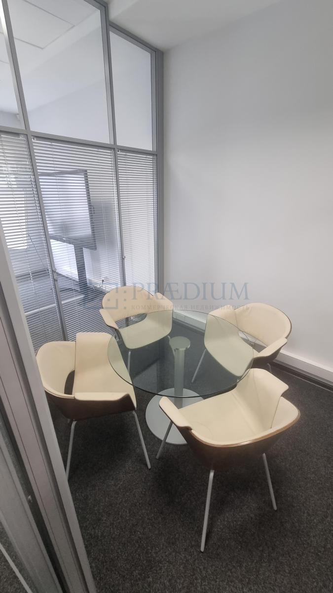 Сдается торговое помещение в Москве, д 16