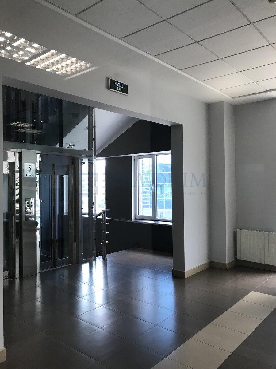 Сдается торговое помещение в Москве, д 16