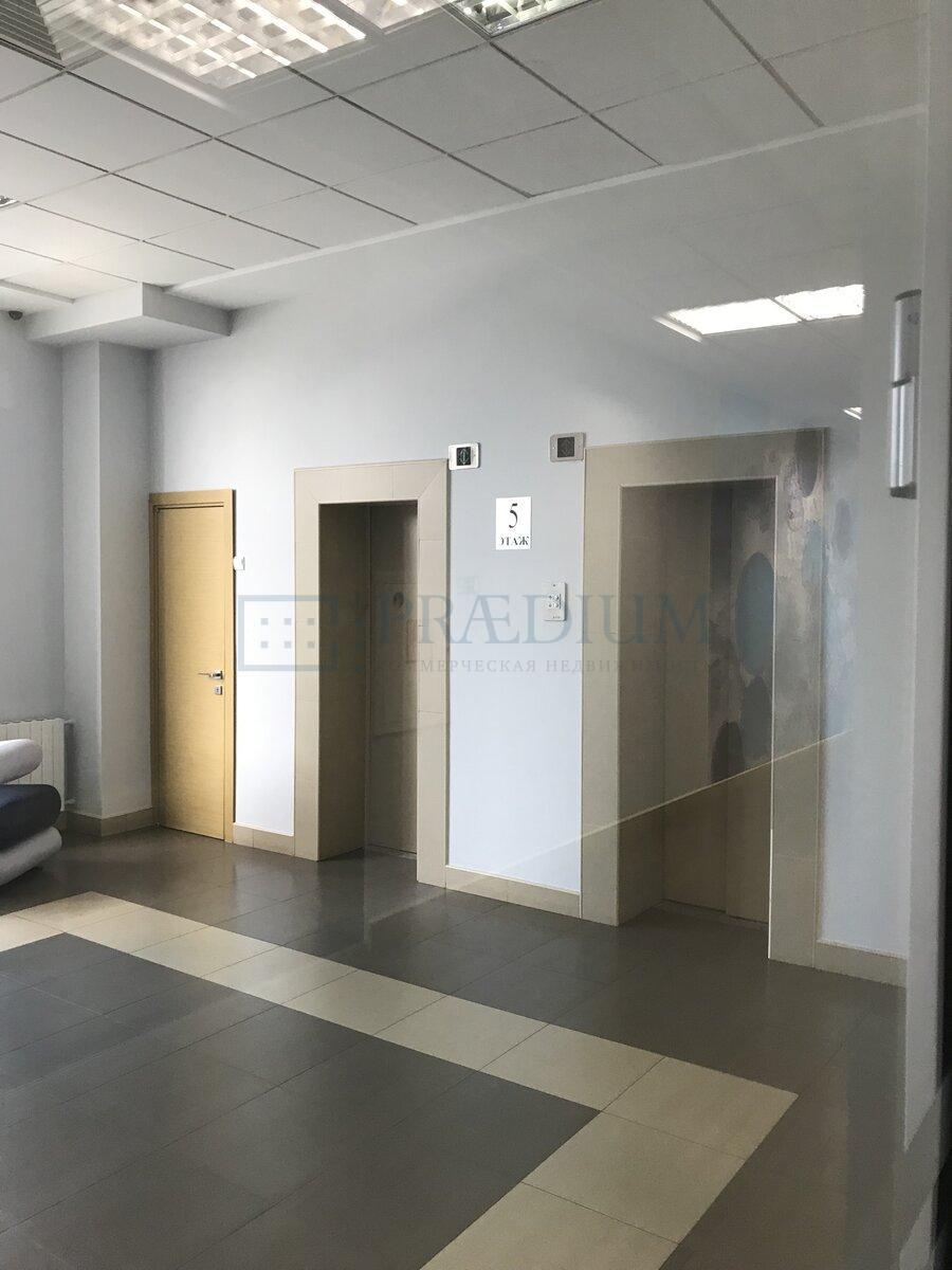 Сдается торговое помещение в Москве, д 16