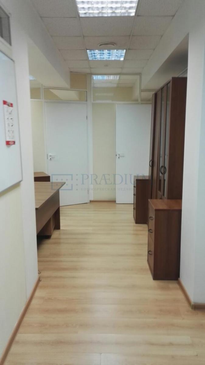 Продам офис в Москве, д 6