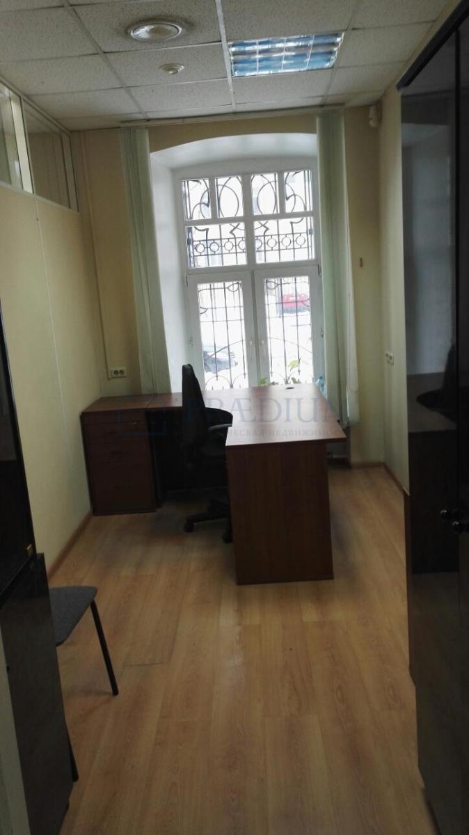 Продам офис в Москве, д 6