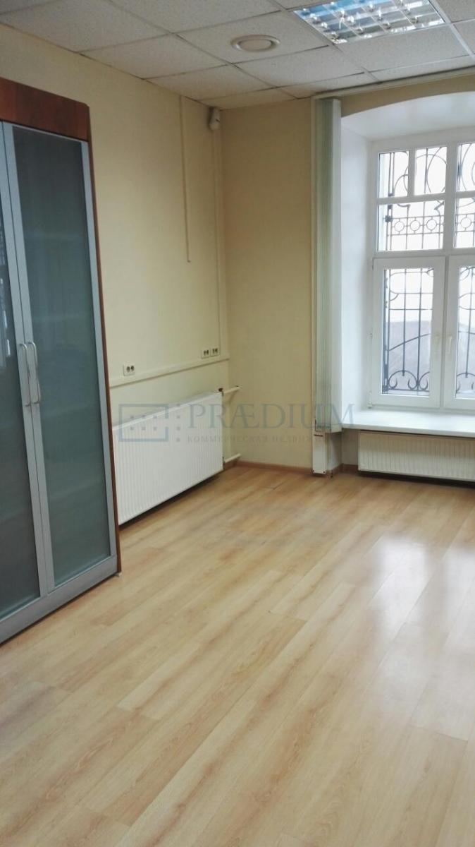 Продам офис в Москве, д 6