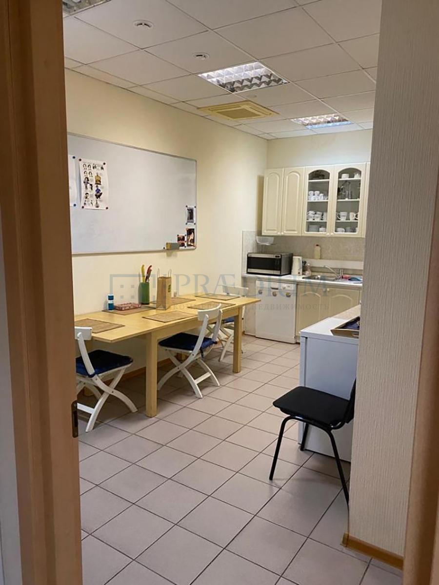 Продам офис в Москве, д 24 к 2