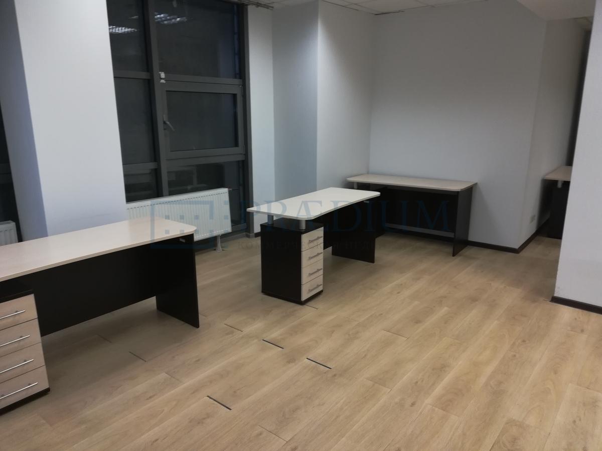 Продам офис в Москве, д 10