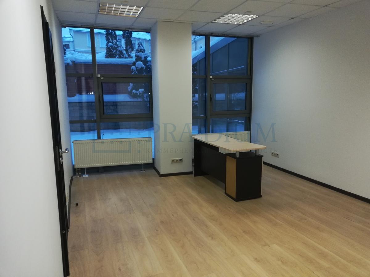 Продам офис в Москве, д 10