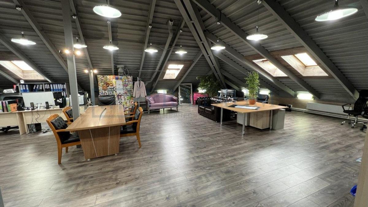 Продам офис в Москве, д 10