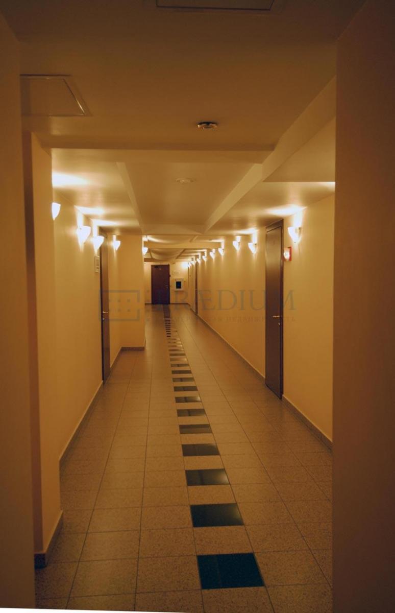 Продам офис в Москве, д 10